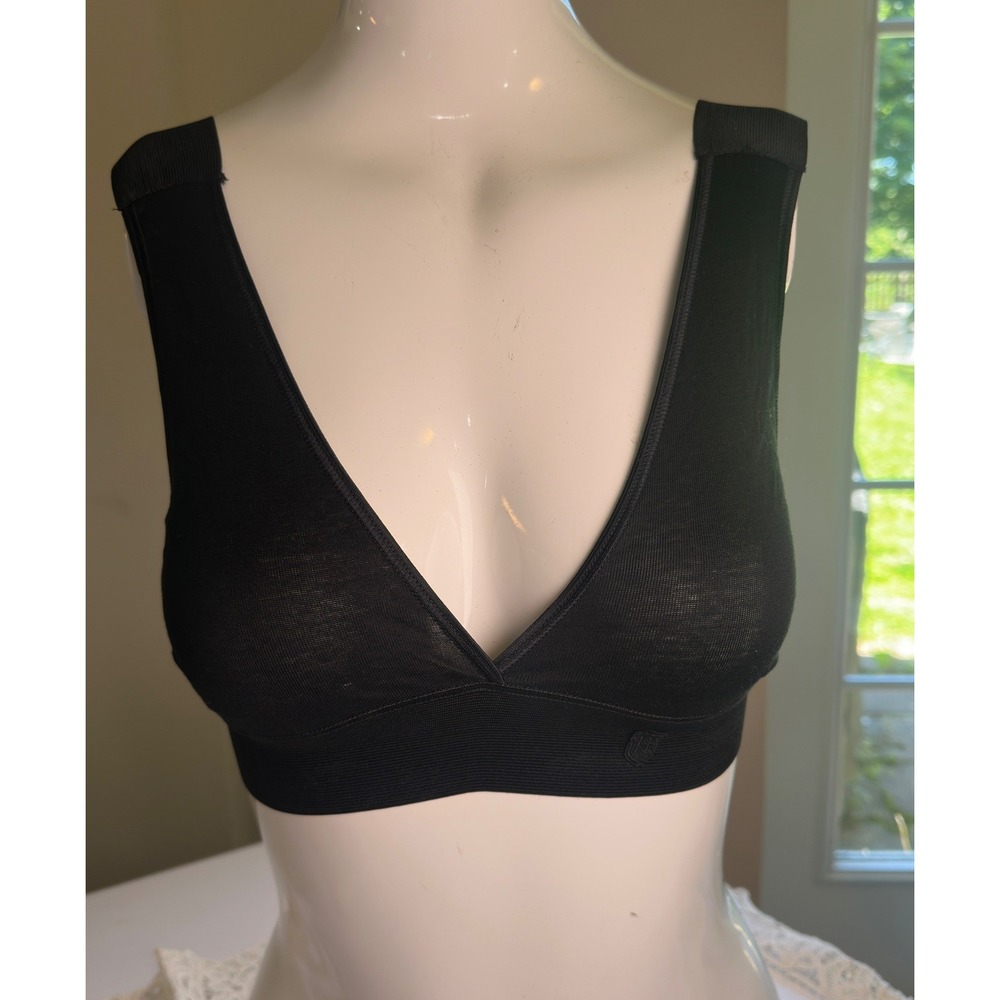 Hanro of Switzerland Black Cotton Bralette Wireless Soft Cup Deep V XS‎